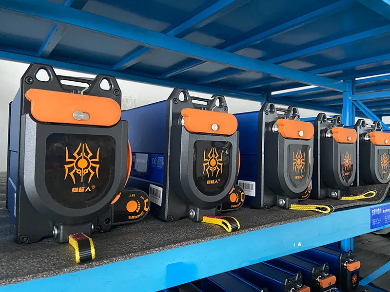 Ascendedor eléctrico (hasta 250 kg de carga)